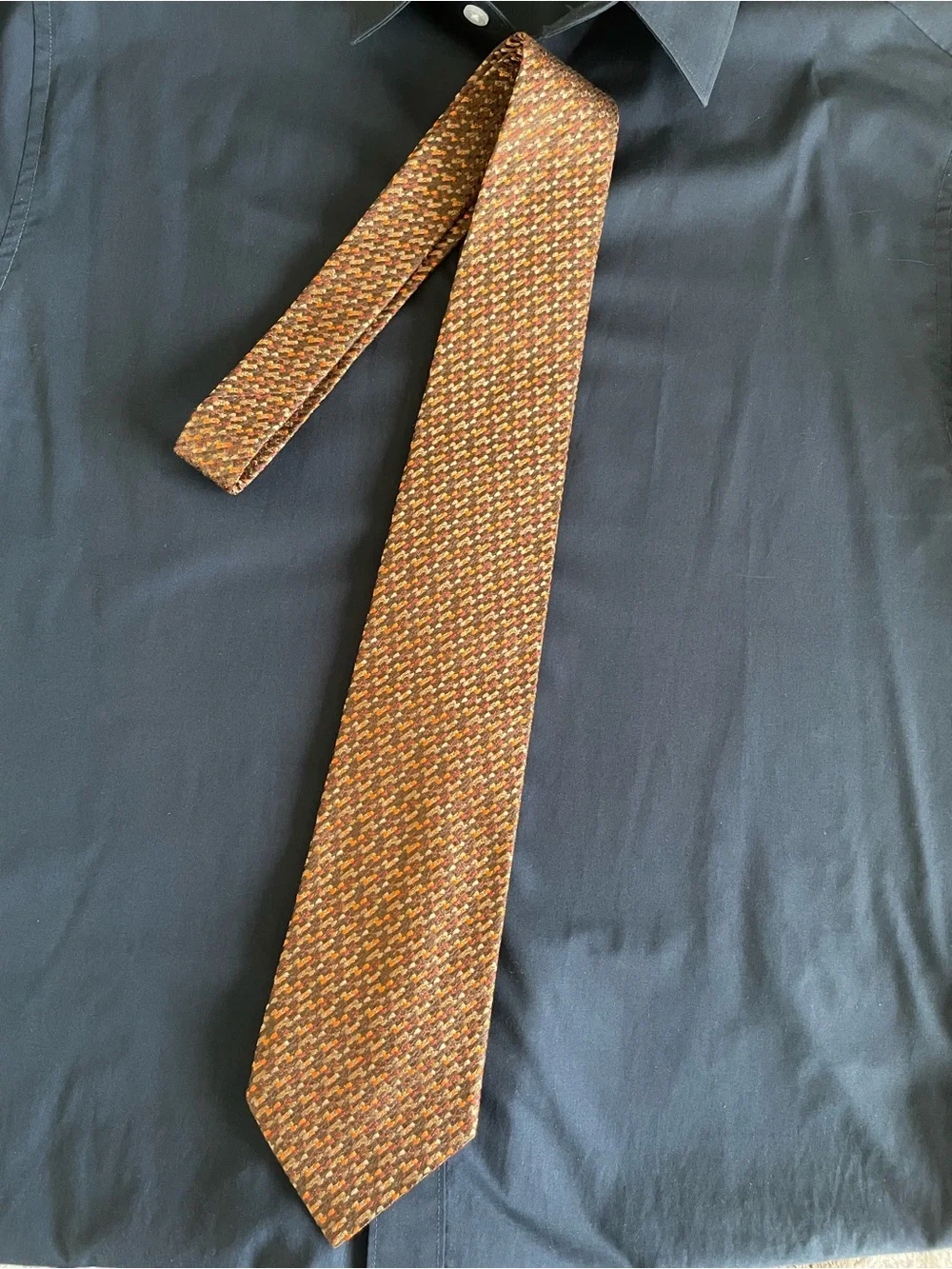 Salvatore Ferragamo Silk Tie – Brown Woven Pattern – Made in Italy